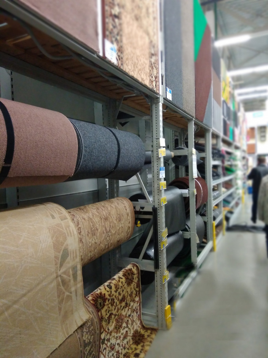 Vertikalnyj-karuselnyj-stellazh